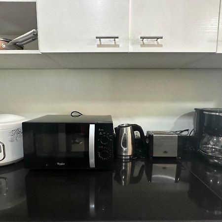 Suites De Marina Manila With Netflix Eksteriør billede