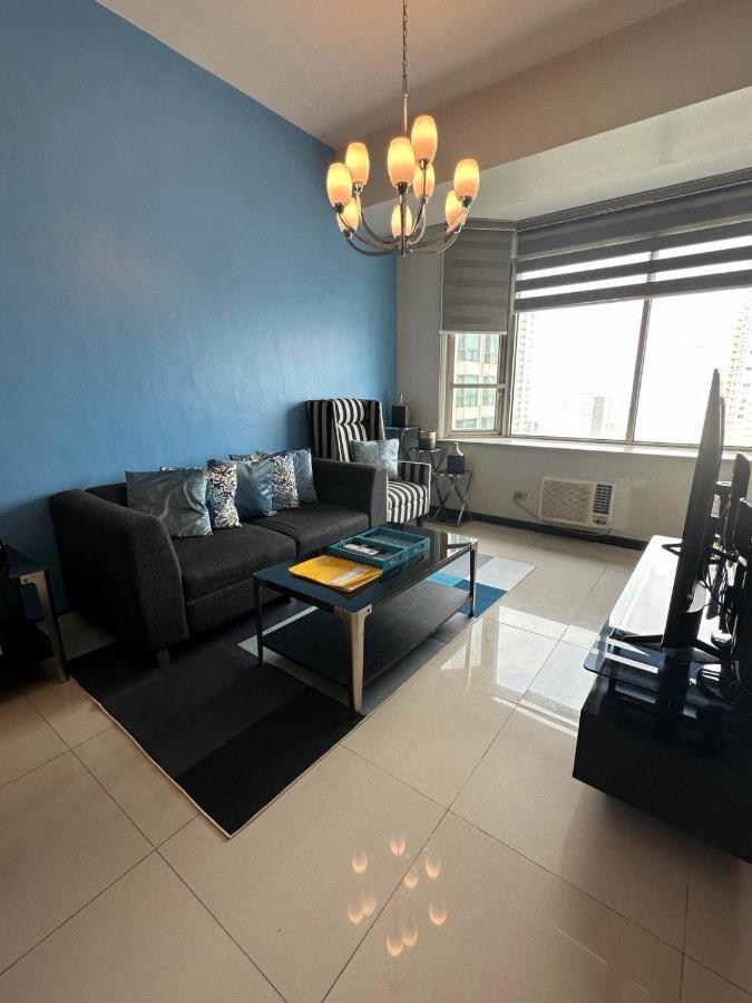 Suites De Marina Manila With Netflix Eksteriør billede